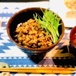 魯肉飯（ルーローハン）